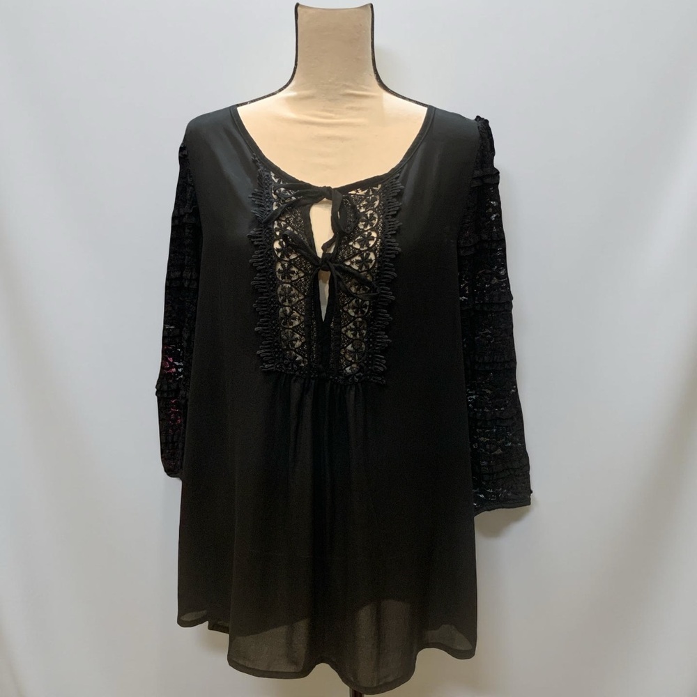 Marc Jacobs Black Lace-Up Blouse Women's Size M Lace 3/4 Sleeve Top oversized